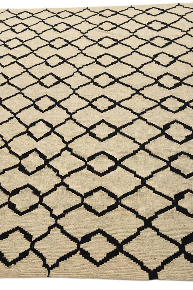 Detail image of 7' 2 x 10' Hand Woven Kilim Modern Wool Rug