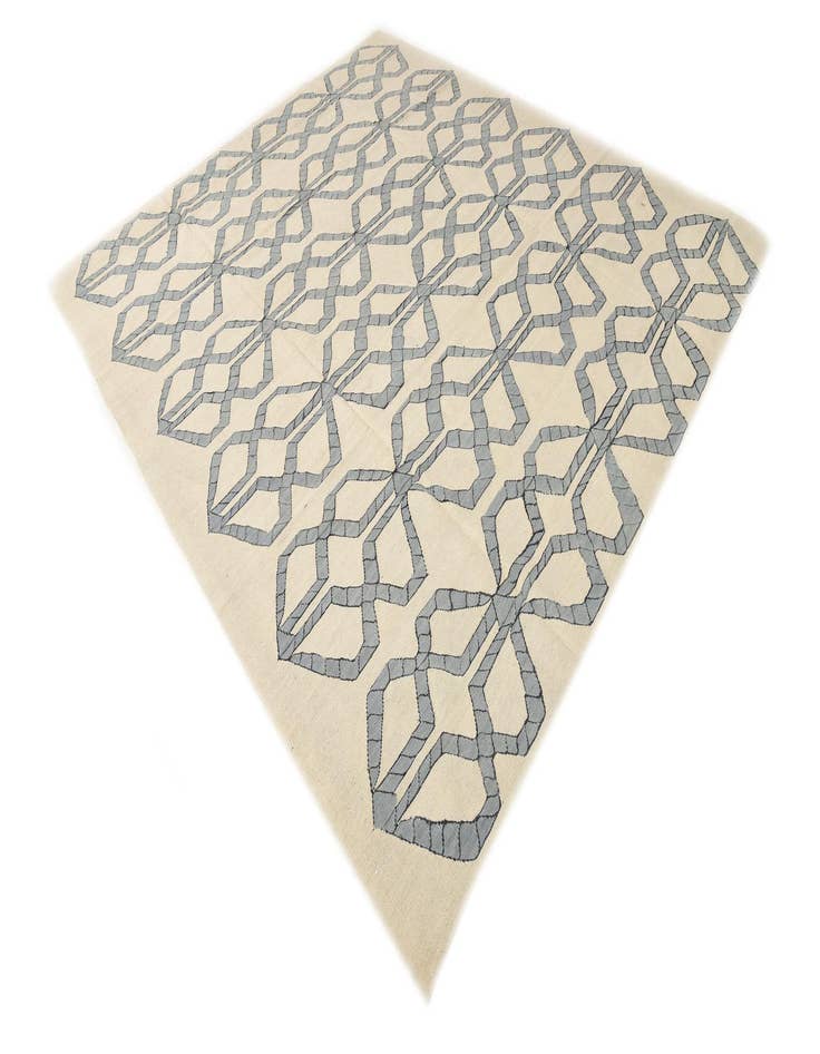 Detail image of 8' 5 x 9' 7  Hand Woven Kilim Modern Wool Rug