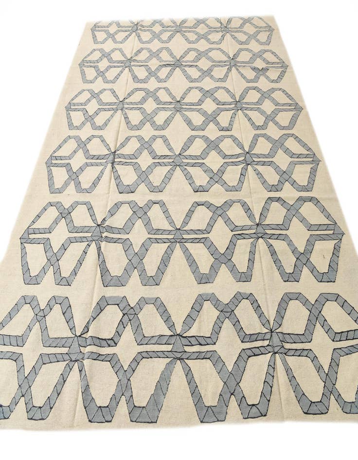 Detail image of 8' 5 x 9' 7  Hand Woven Kilim Modern Wool Rug