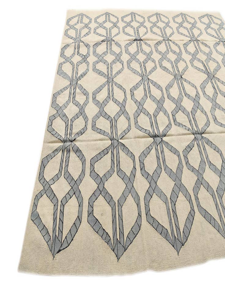 Detail image of 8' 5 x 9' 7  Hand Woven Kilim Modern Wool Rug