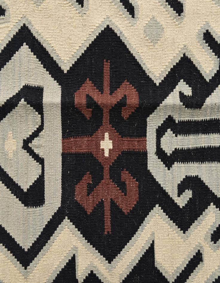 Detail image of 6' 4 x 7' 11  Hand Woven Kilim Modern Wool Rug