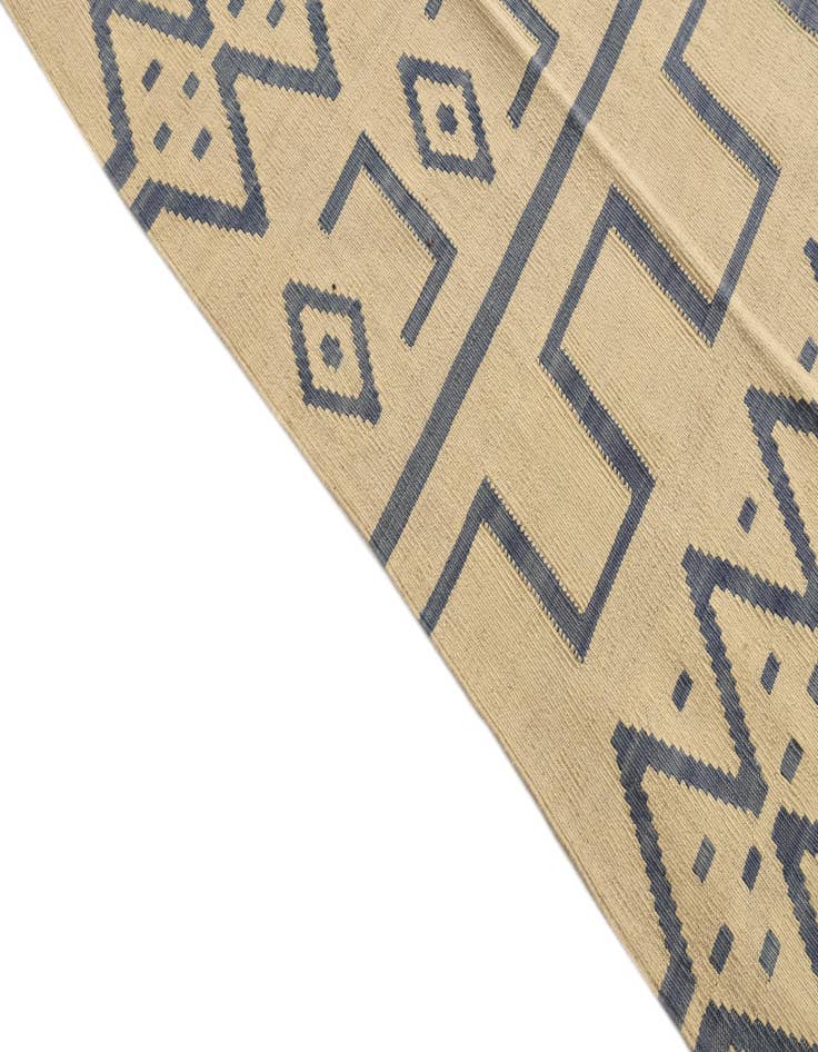 Detail image of 7' 1 x 9' 9  Hand Woven Kilim Modern Wool Rug