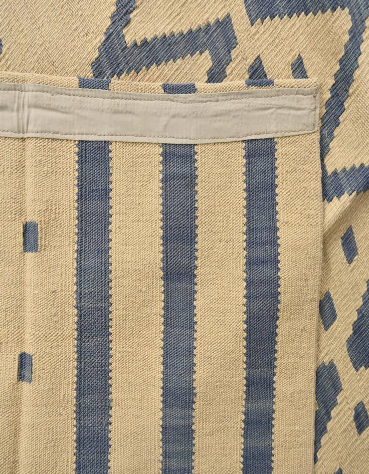 Detail image of 7' 1 x 9' 9  Hand Woven Kilim Modern Wool Rug