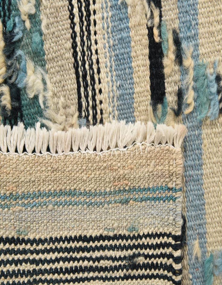 Detail image of 6' 6 x 10'  Hand Woven Kilim Modern Wool Rug