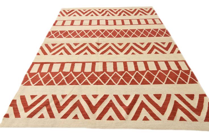 Detail image of 5' 6 x 9' 7 Hand Woven Kilim Modern Wool Rug