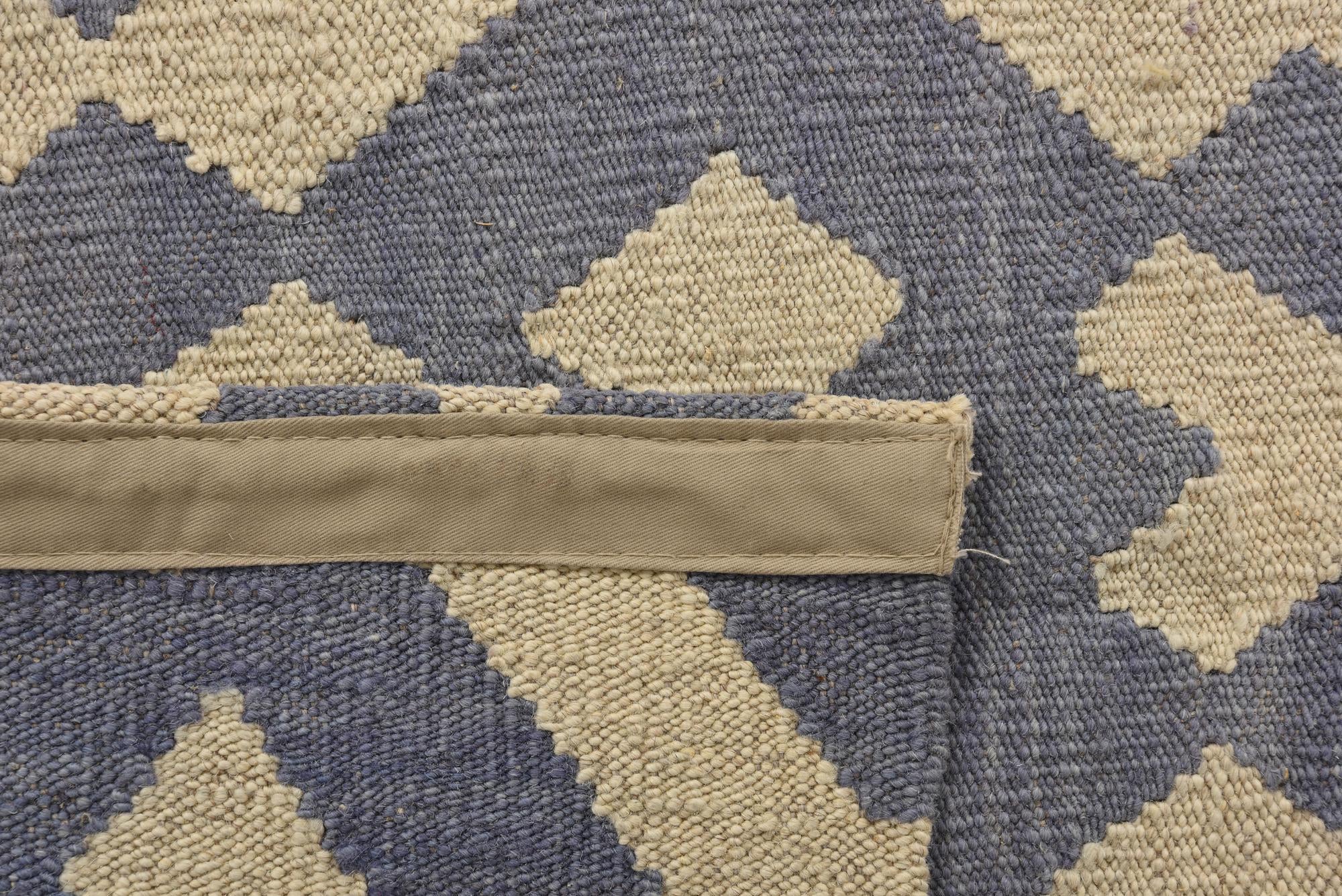 4' 1 x 5' 8 Hand Woven Kilim Modern Wool Rug