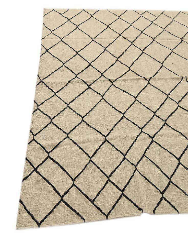 Detail image of 6' 2 x 7' 4  Hand Woven Kilim Modern Wool Rug