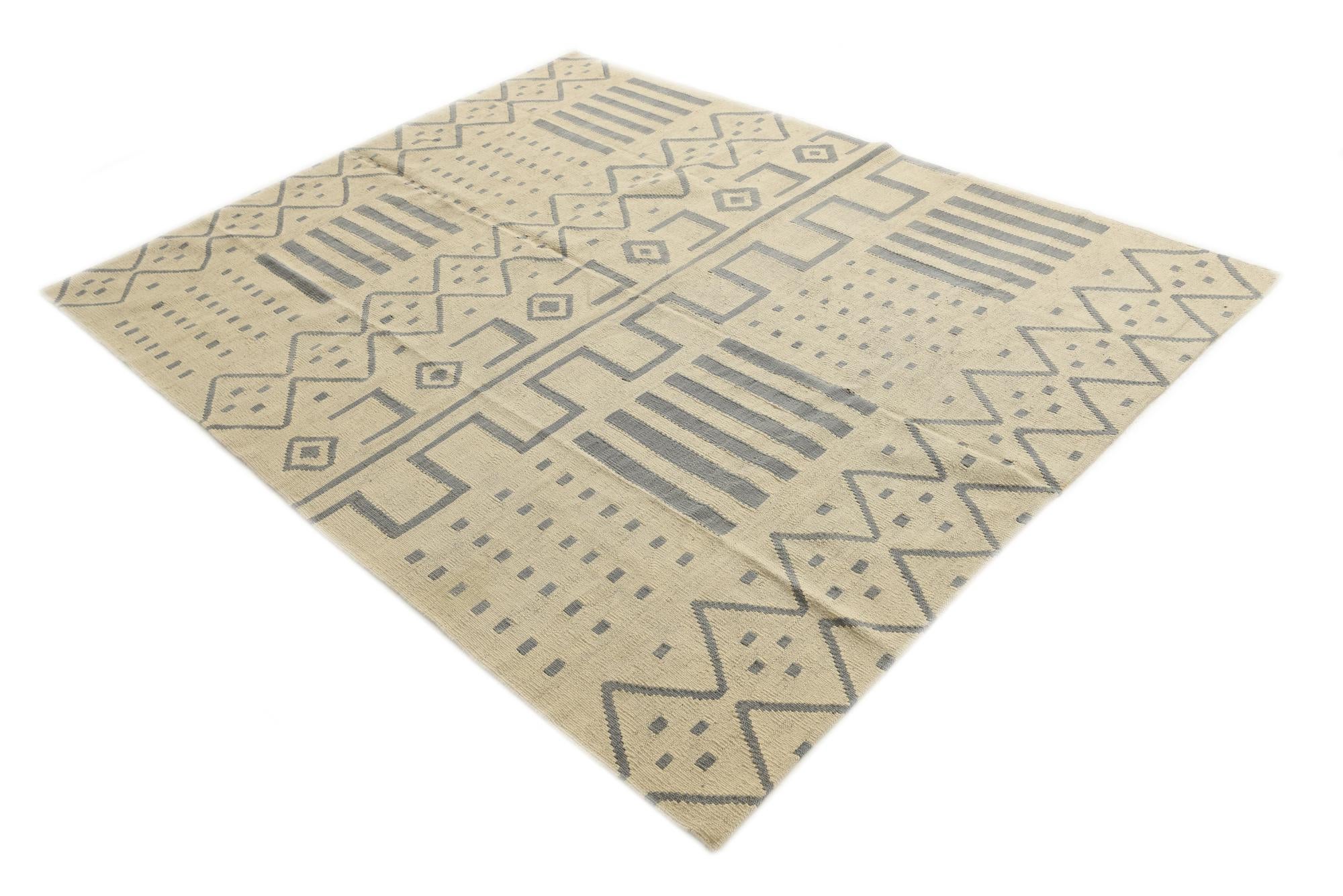 6' x 7' 6 Hand Woven Kilim Modern Wool Rug