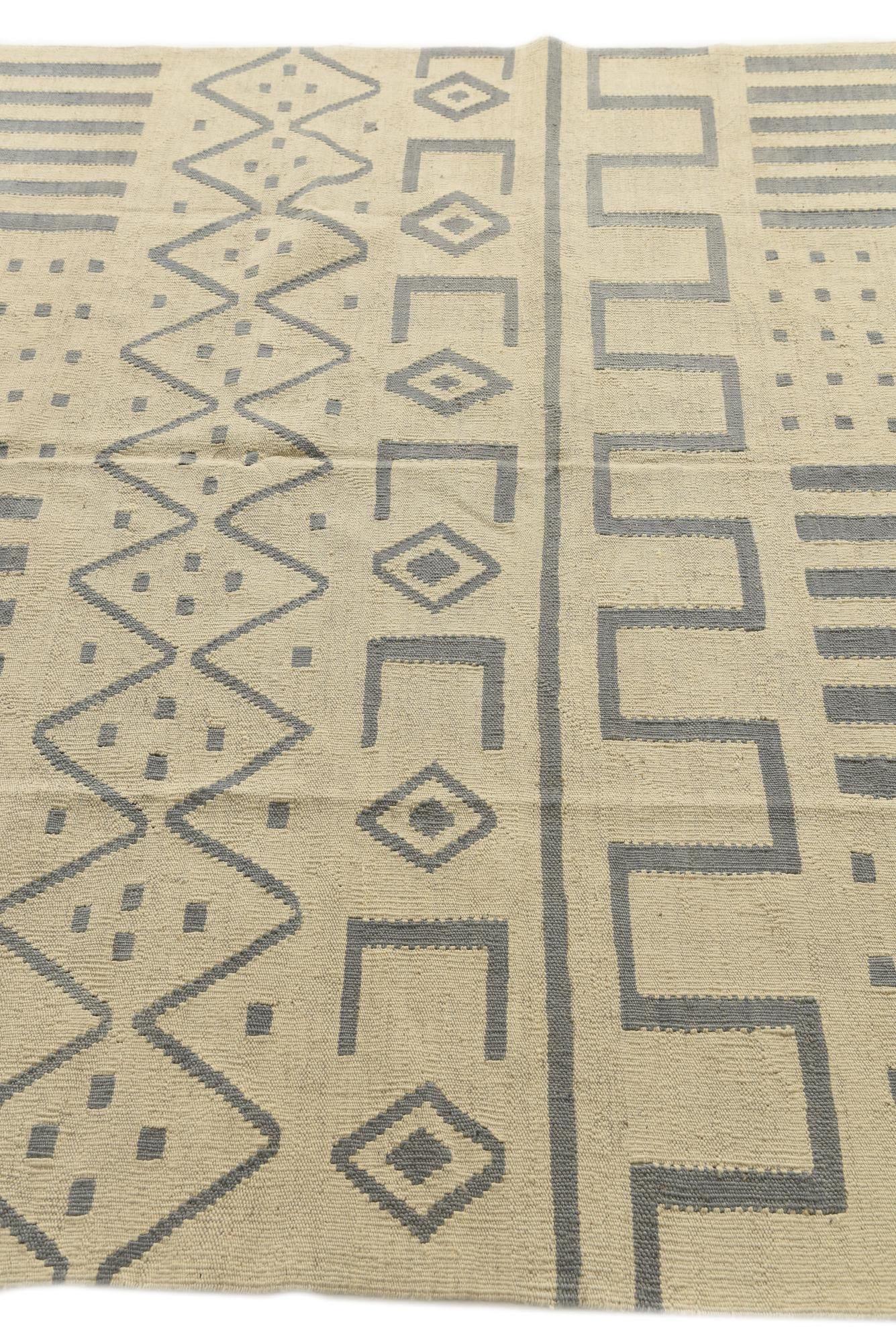 6' x 7' 6 Hand Woven Kilim Modern Wool Rug