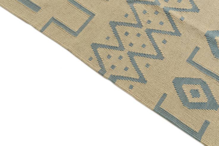 Detail image of 5' 9 x 7' 8 Hand Woven Kilim Modern Wool Rug