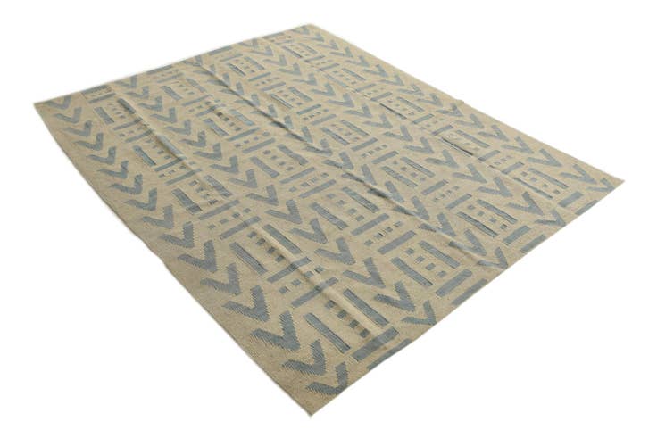 Detail image of 5' 4 x 6' 7 Hand Woven Kilim Modern Wool Rug