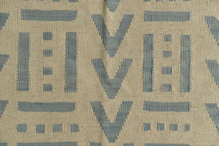 5' 4 x 6' 7 Hand Woven Kilim Modern Wool Rug