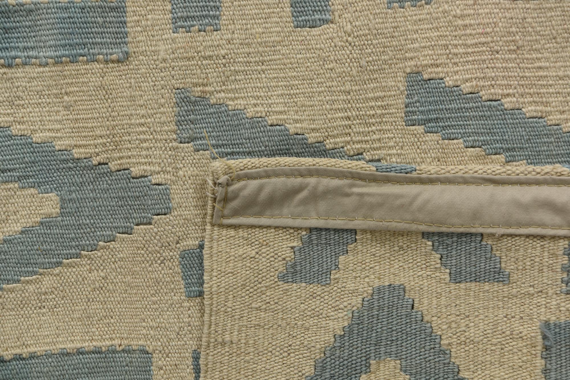 5' 4 x 6' 7 Hand Woven Kilim Modern Wool Rug