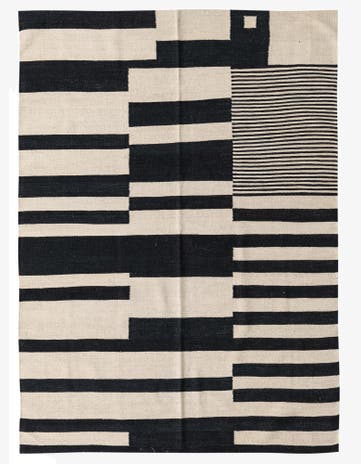 5' x 7' Hand Woven Kilim Modern Wool Rug