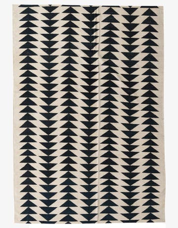 6' 9 x 9' 8 Hand Woven Kilim Modern Wool Rug