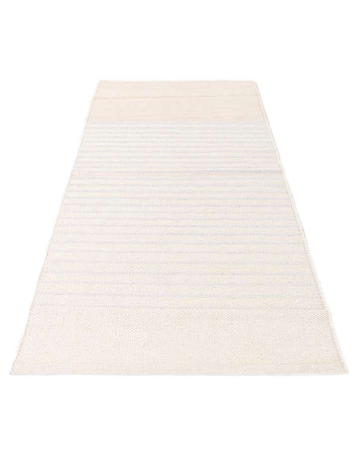 2' 7 x 5' 1 Hand Knotted Kilim Wool Rug