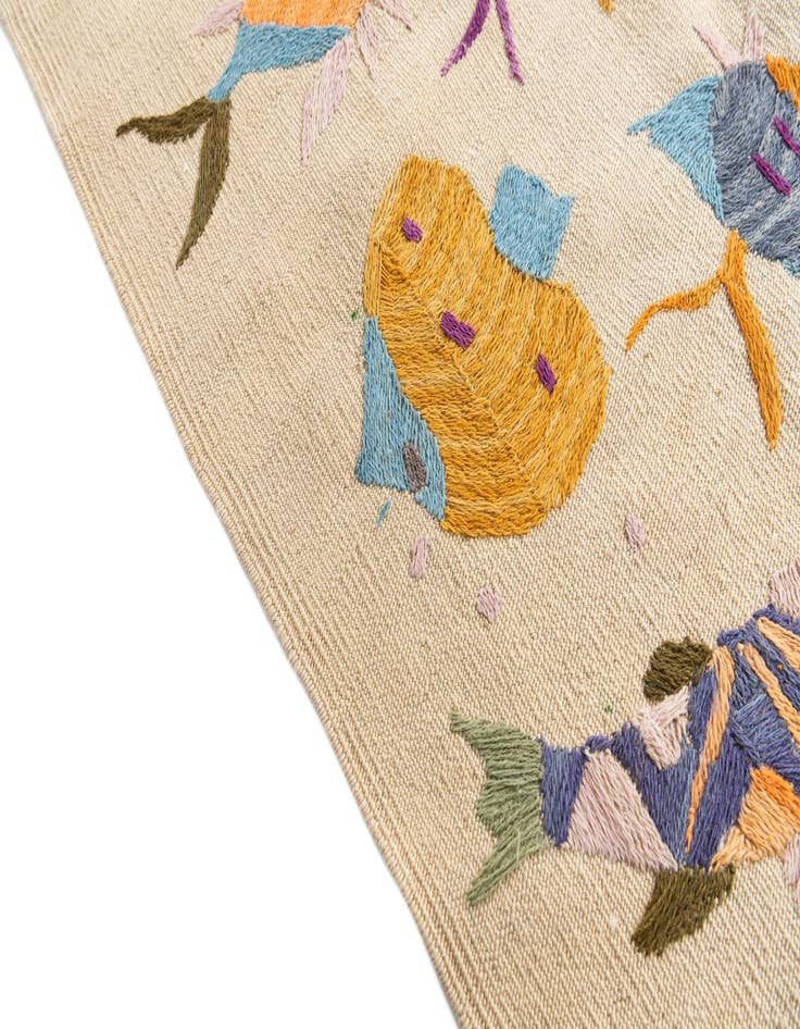 Detail image of 6' 5 x 9' 5  Hand Woven Kilim Suzani Wool Rug