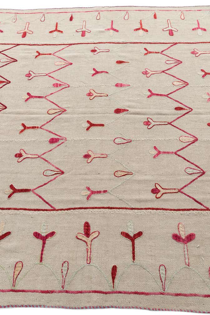 6' x 7' 6 Hand Woven Kilim Suzani Wool Rug