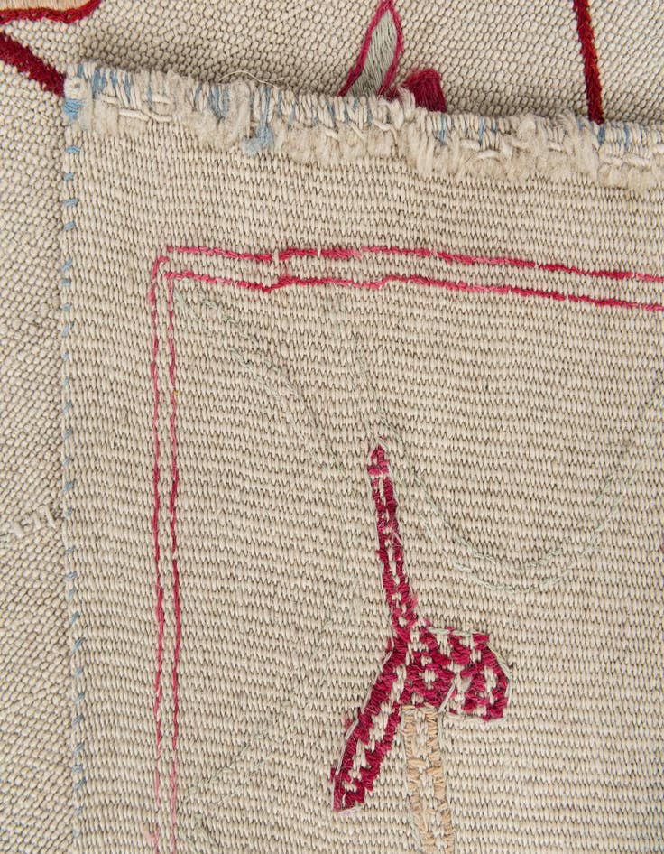 Detail image of 6' x 7' 6  Hand Woven Kilim Suzani Wool Rug