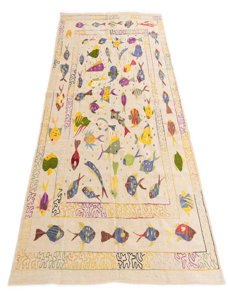 Detail image of 5' 7 x 7' 9  Hand Woven Kilim Suzani Wool Rug