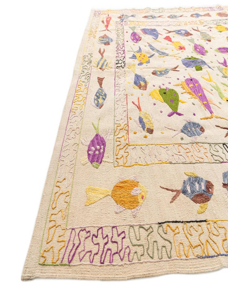 Detail image of 5' 7 x 7' 9  Hand Woven Kilim Suzani Wool Rug