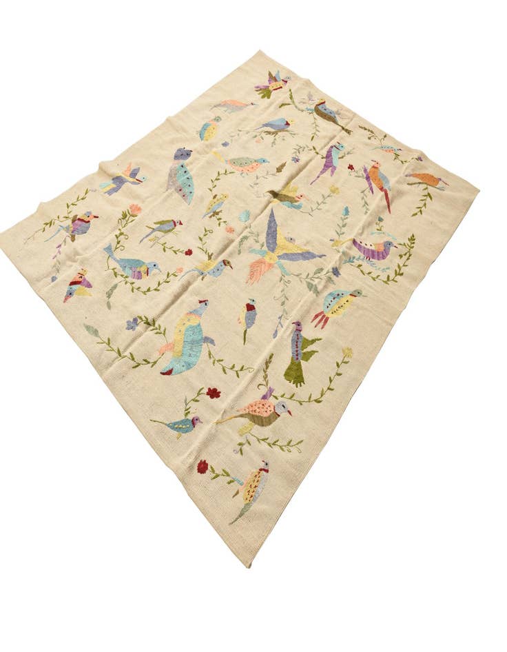 Detail image of 5' 9 x 7' 5  Hand Woven Kilim Suzani Wool Rug