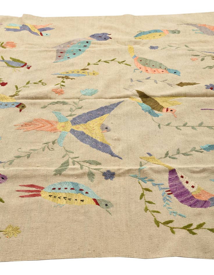 Detail image of 5' 9 x 7' 5  Hand Woven Kilim Suzani Wool Rug