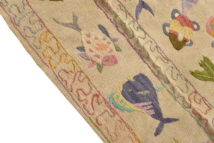 4' 9 x 6' 4 Hand Woven Kilim Suzani Wool Rug