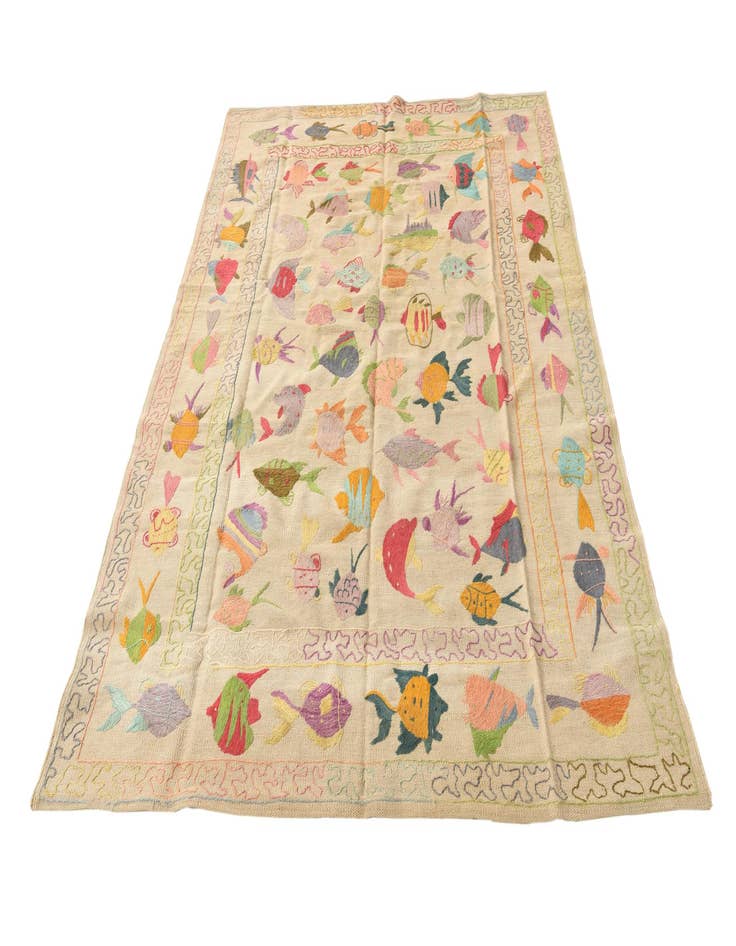 Detail image of 5' 4 x 7' 6  Hand Woven Kilim Suzani Wool Rug