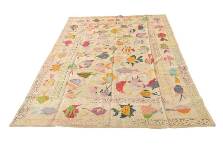 Detail image of 5' 4 x 7' 6 Hand Woven Kilim Suzani Wool Rug