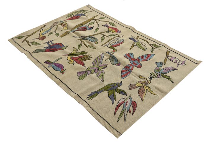Detail image of 3' 2 x 4' 8 Hand Woven Kilim Suzani Wool Rug
