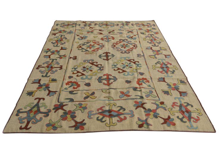 Detail image of 6' x 7' 8 Hand Woven Kilim Suzani Wool Rug