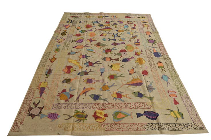 Detail image of 6' 4 x 9' 6 Hand Woven Kilim Suzani Wool Rug