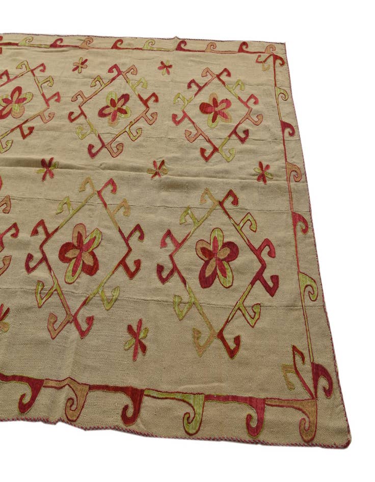 Detail image of 5' 9 x 7' 7 Hand Woven Kilim Suzani Wool Rug
