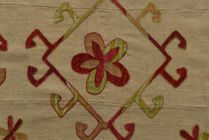 5' 9 x 7' 7 Hand Woven Kilim Suzani Wool Rug