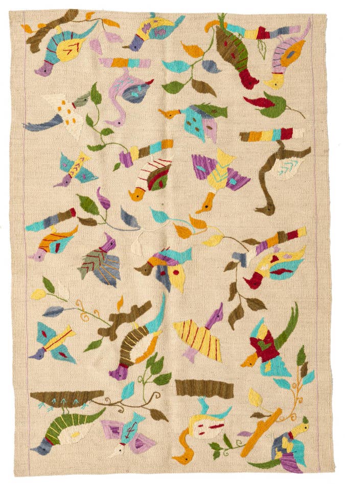 Detail image of 3' 2 x 4' 7 Hand Woven Kilim Suzani Wool Rug