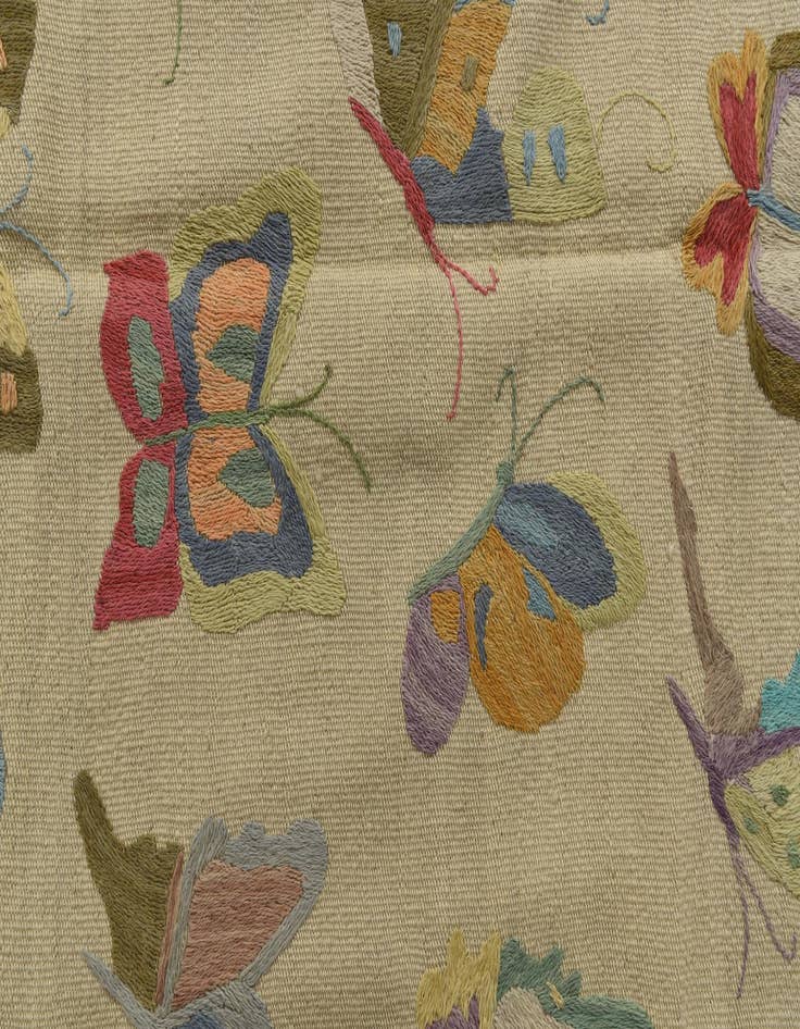 Detail image of 4' 1 x 5' 10  Hand Woven Kilim Suzani Wool Rug