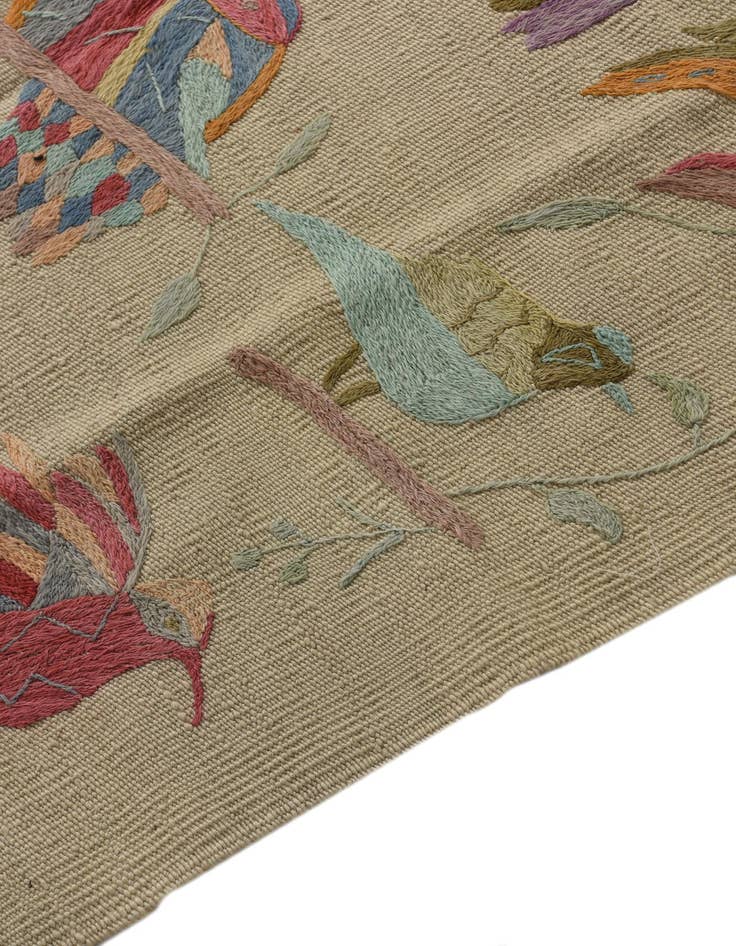 Detail image of 3' 1 x 4' 7  Hand Woven Kilim Suzani Wool Rug