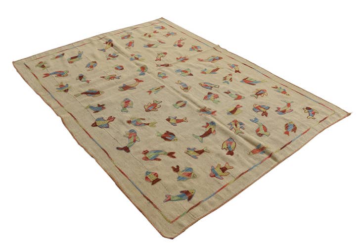 Detail image of 4' 10 x 6' 6 Hand Woven Kilim Suzani Wool Rug