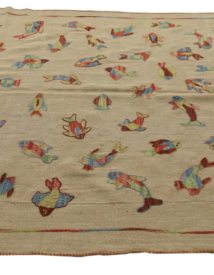 Detail image of 4' 10 x 6' 6  Hand Woven Kilim Suzani Wool Rug