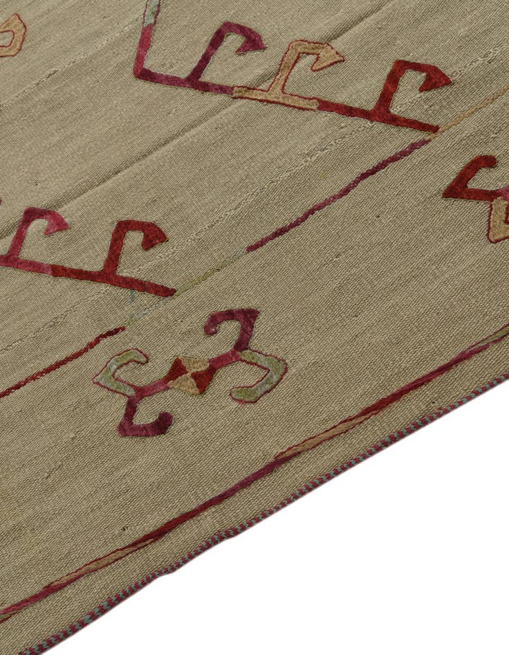 Detail image of 5' 10 x 7' 3  Hand Woven Kilim Suzani Wool Rug