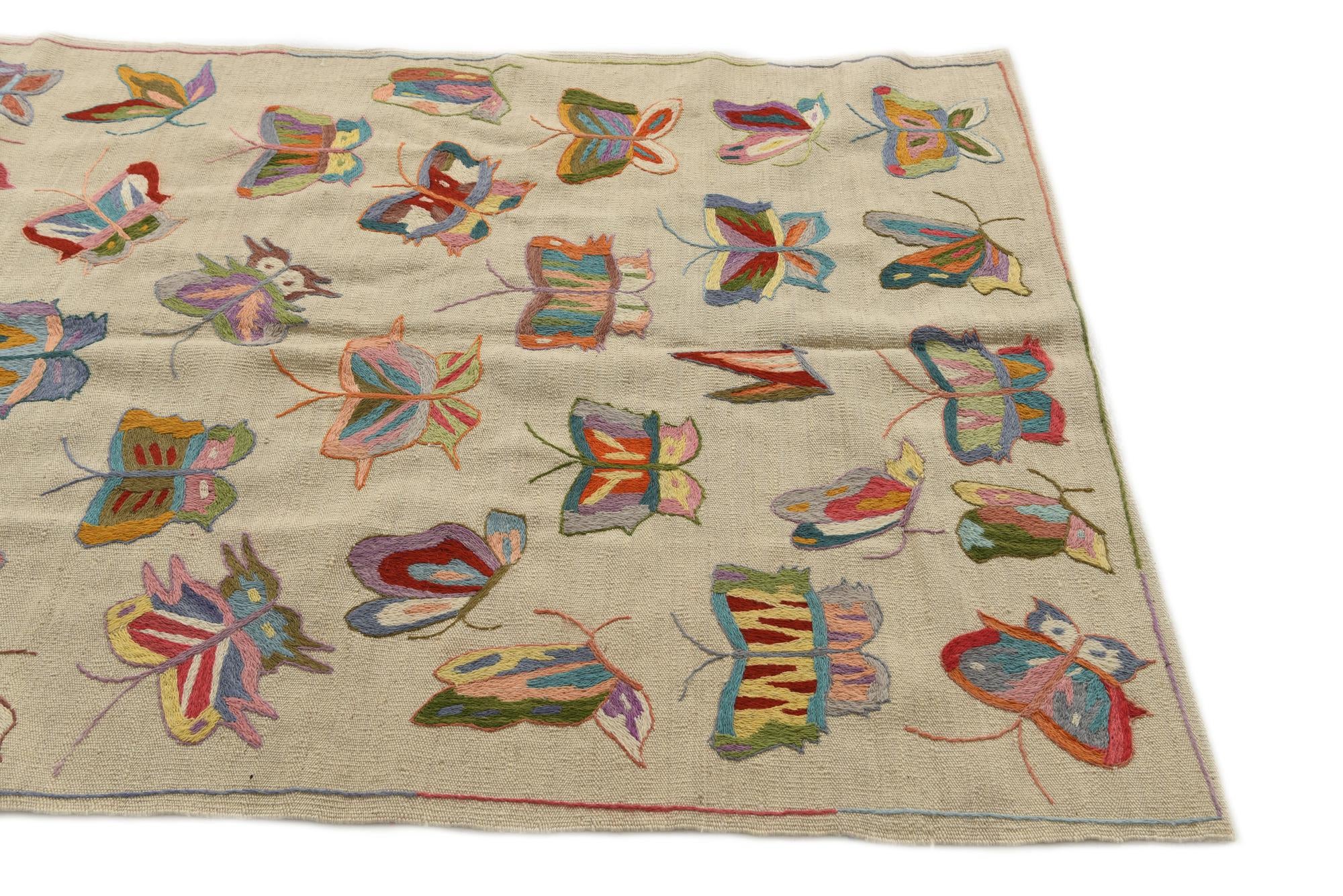 4' 1 x 5' 6 Hand Woven Kilim Suzani Wool Rug