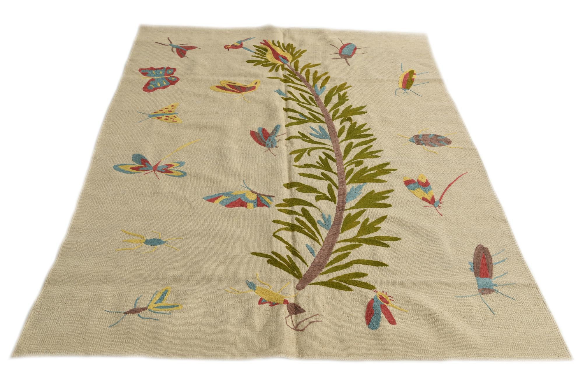 5' x 6' 6 Hand Woven Kilim Suzani Wool Rug