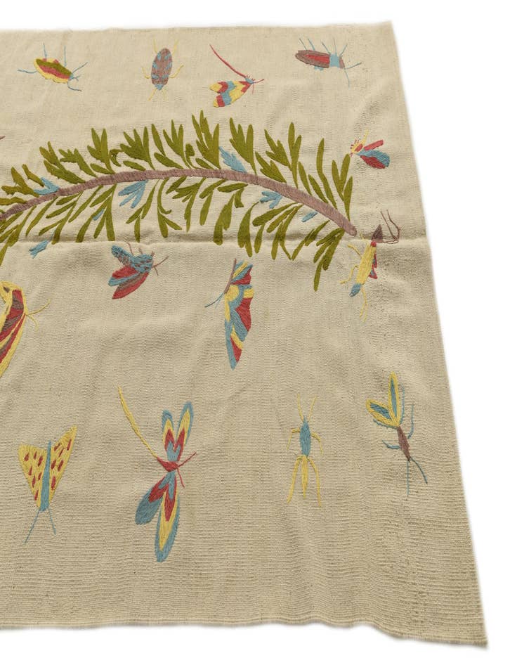 Detail image of 5' x 6' 6  Hand Woven Kilim Suzani Wool Rug