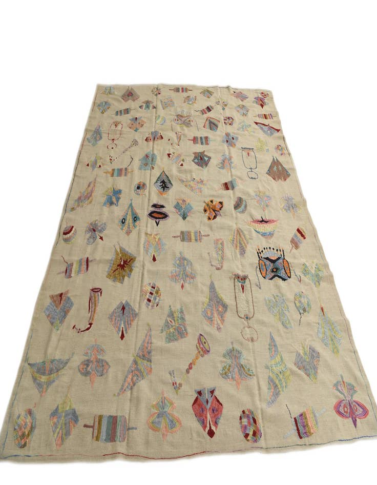 Detail image of 8' 4 x 9' 6  Hand Woven Kilim Suzani Wool Rug