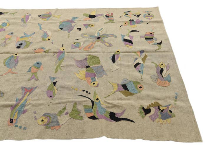 Detail image of 5' 9 x 7' 3 Hand Woven Kilim Suzani Wool Rug