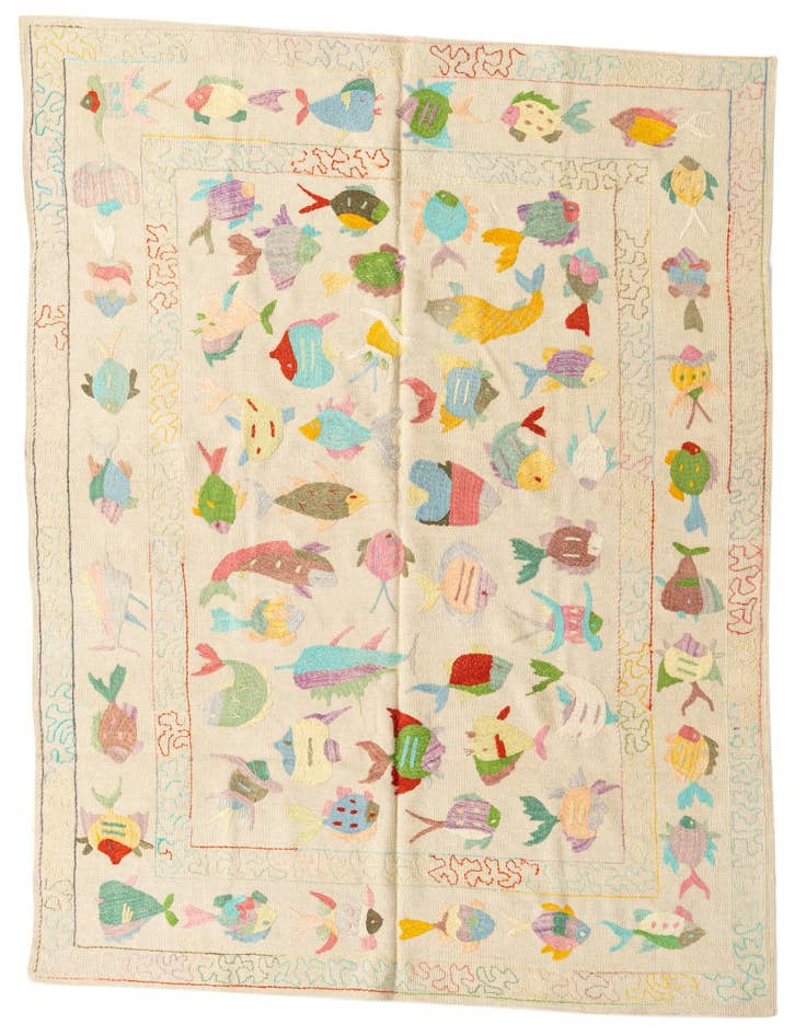 Detail image of 5' 4 x 7' 7 Hand Woven Kilim Suzani Wool Rug