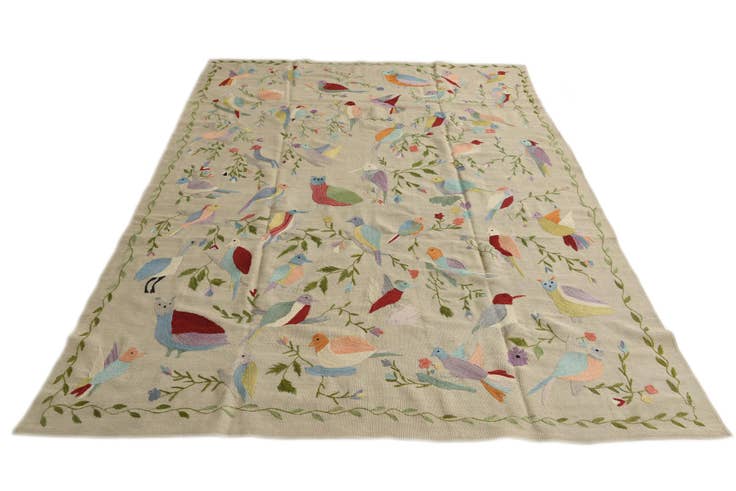 Detail image of 6' 9 x 9' Hand Woven Kilim Suzani Wool Rug