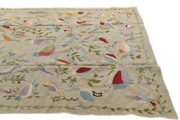 Detail image of 6' 9 x 9' Hand Woven Kilim Suzani Wool Rug