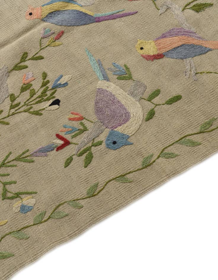 Detail image of 6' 9 x 9'  Hand Woven Kilim Suzani Wool Rug